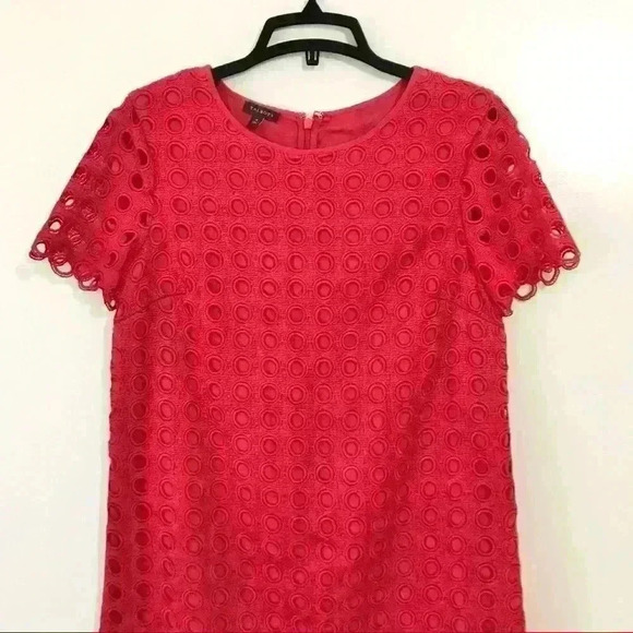 Talbots Red Eyelet Lace Overlay Short Sleeve Fitted Shift Dress - Picture 2 of 5
